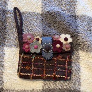 Beautiful Rustic Tide Floral Women’s Hand Lang